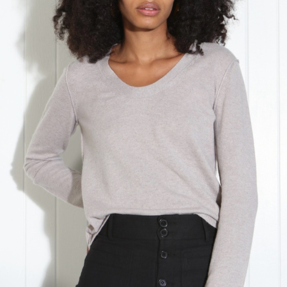 Inhabit U Neck 100% Cashmere Sweater Taupe Grey Small Quiet Luxury Cozy Knit